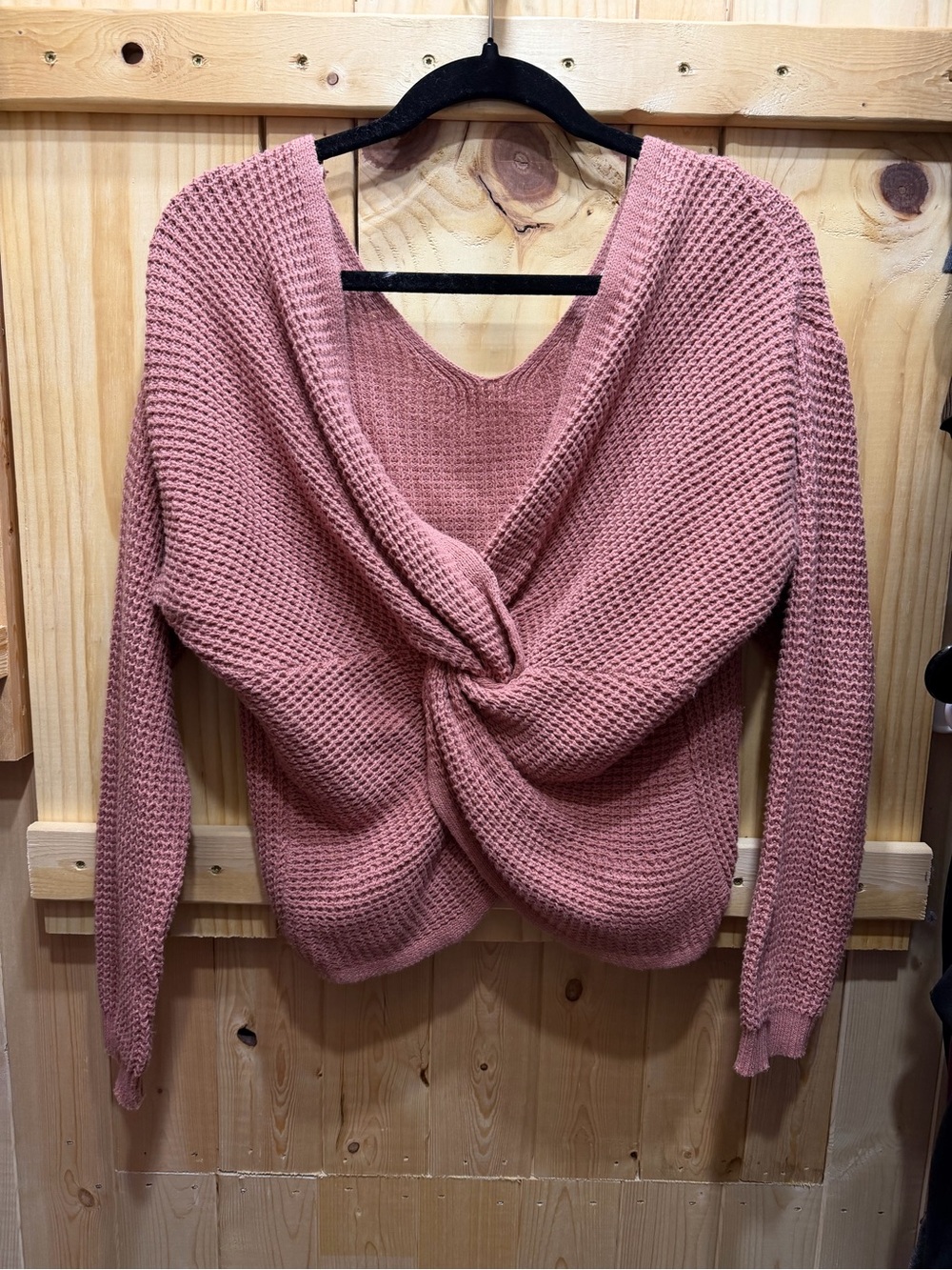moon & madison Mauve-Pink Twist-Front V-Neck Sweater